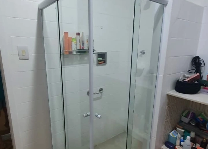 Manutenção de box de banheiro